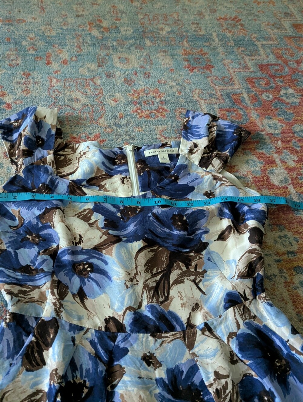 Banana Republic Dress Size 2 Silk Floral 60s Look Shift Dress Pleated Accents - Picture 10 of 13